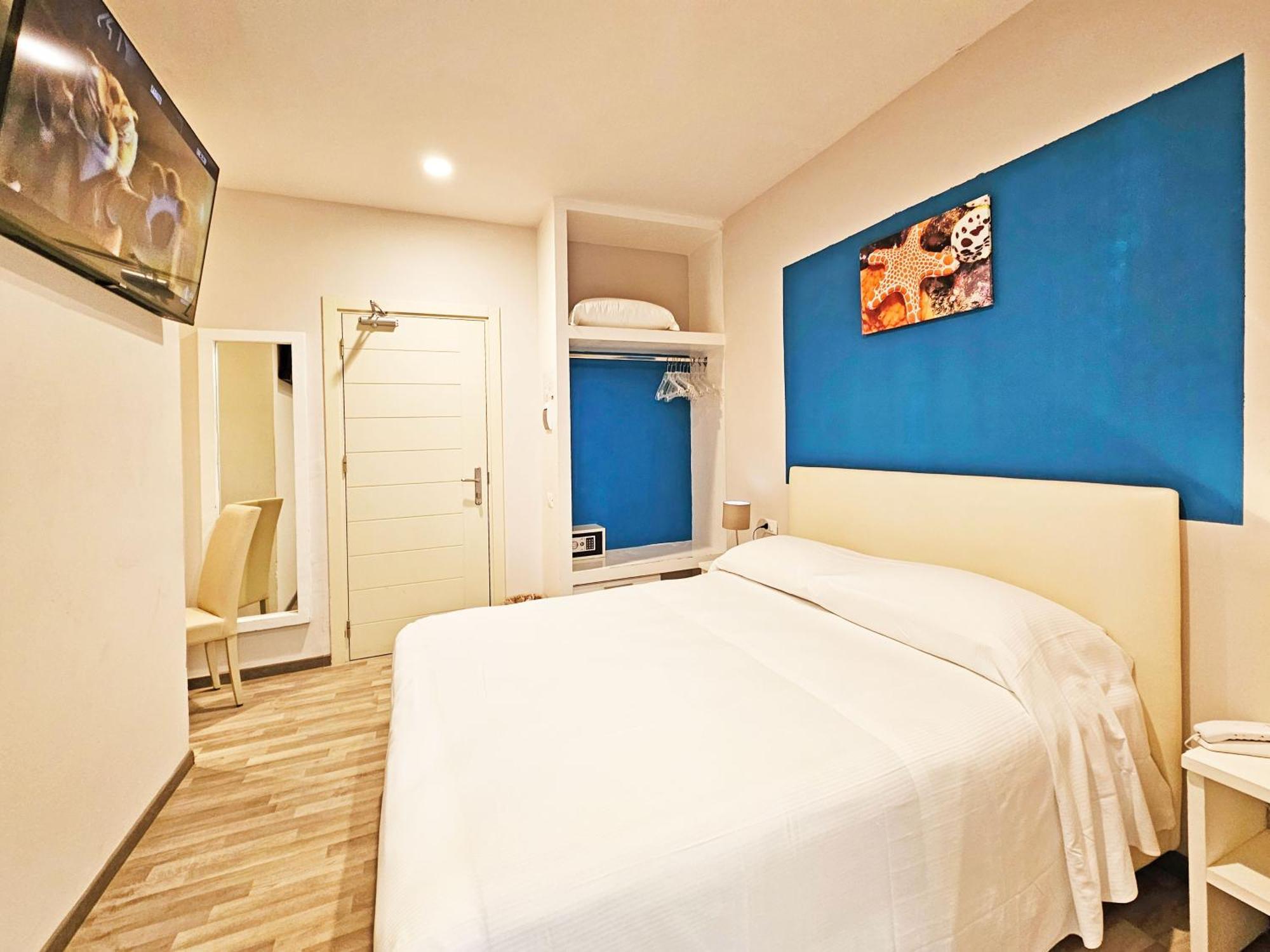Hotel l'Approdo Porto Azzurro Extérieur photo
