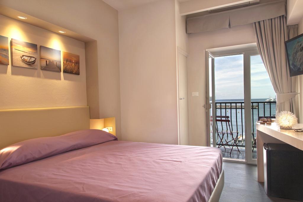 Hotel l'Approdo Porto Azzurro Chambre photo